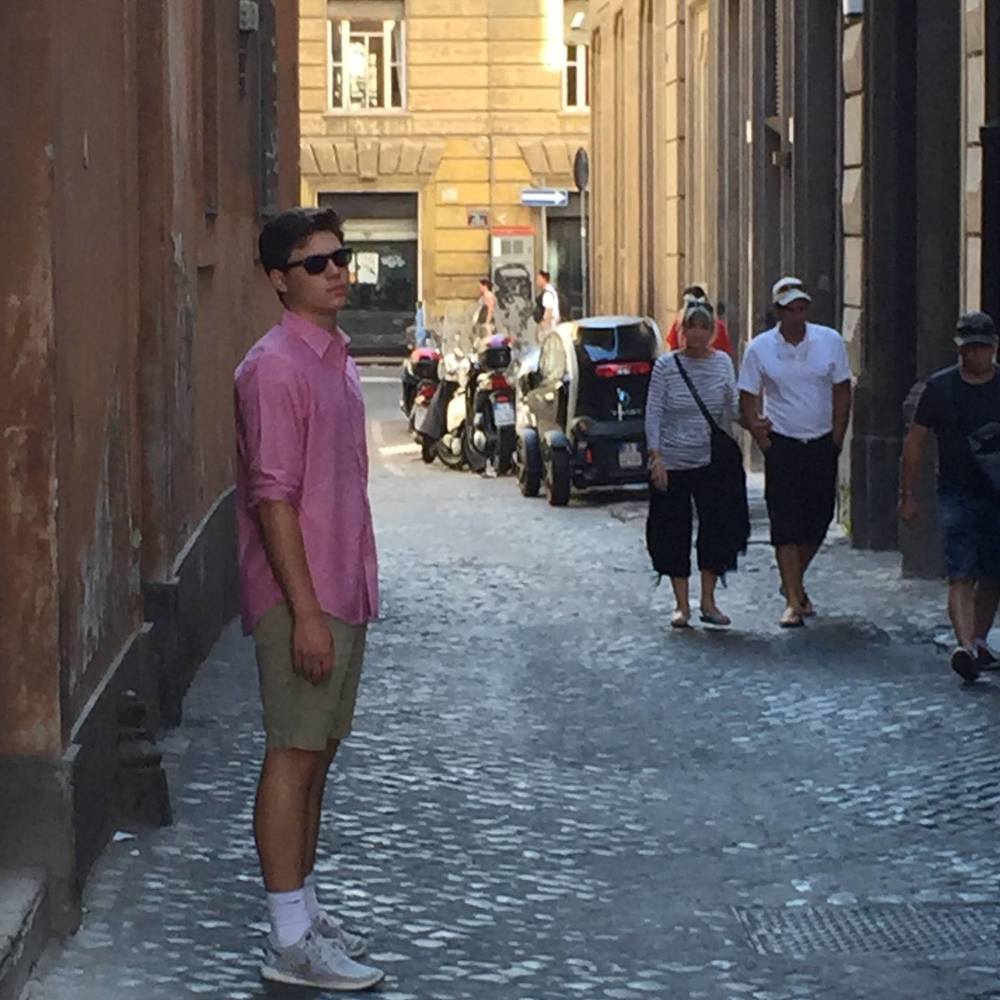 Meet your Posher, Vinny